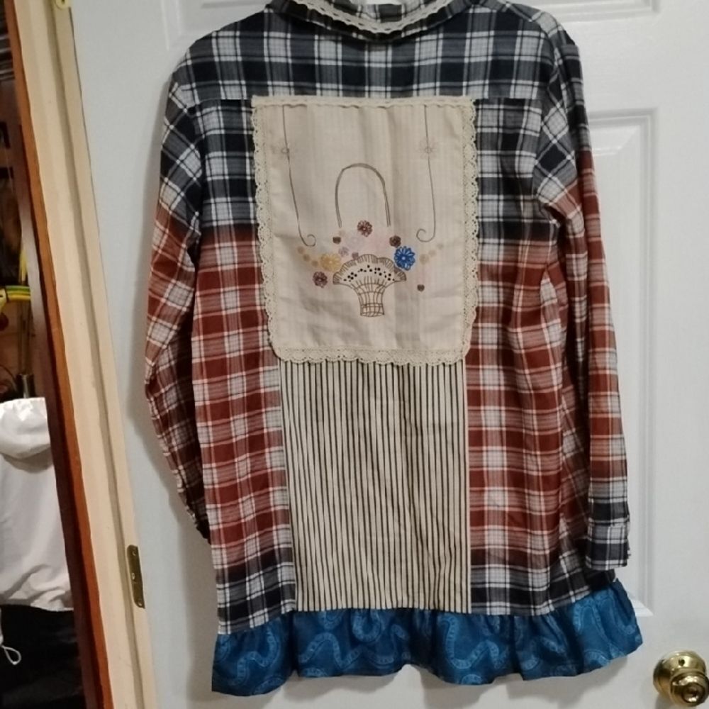 Red and Blue Long Sleeve Button Down Shirt with Notched Collar - Picture 6 of 7